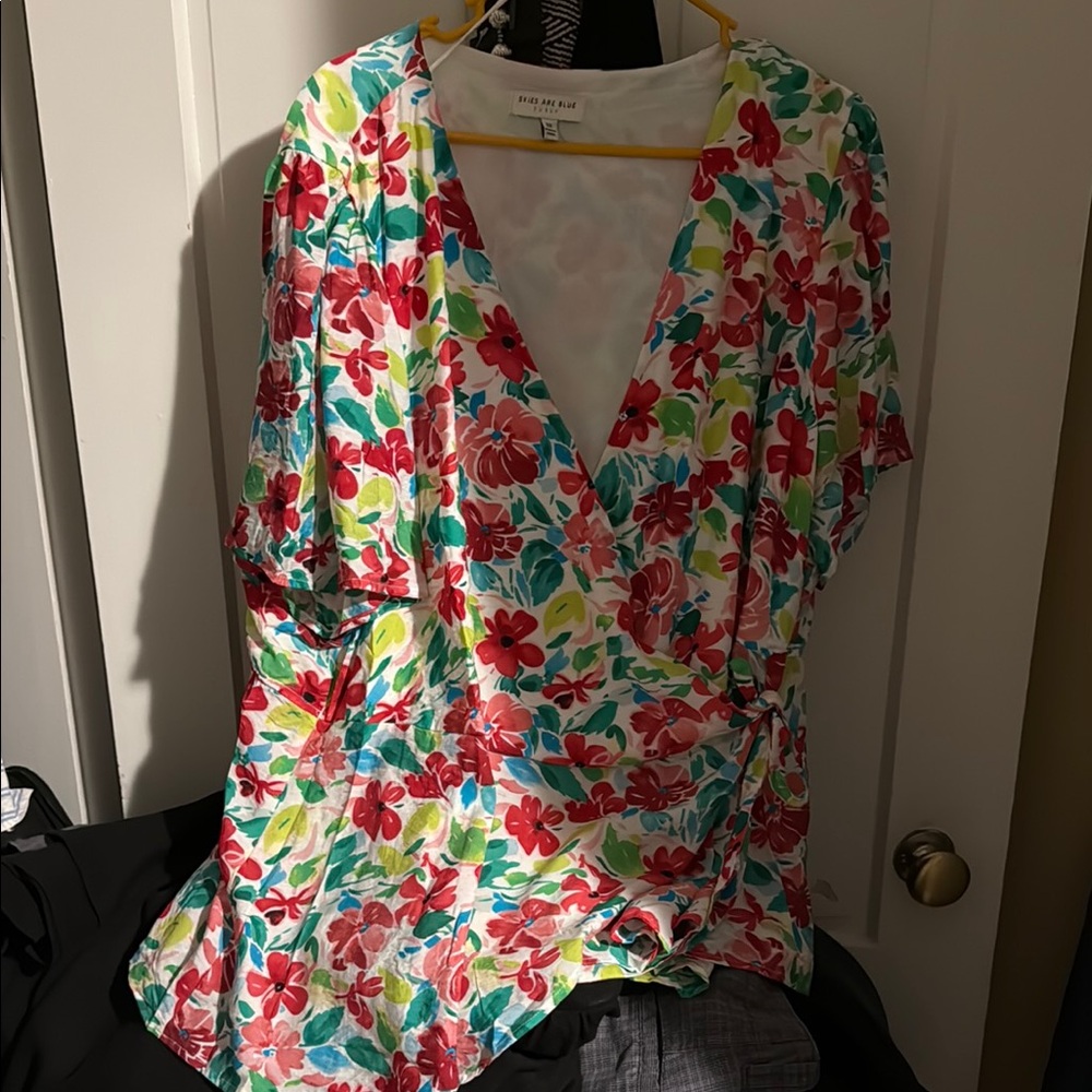 Skies Are Blue Multicolor Floral Blouse